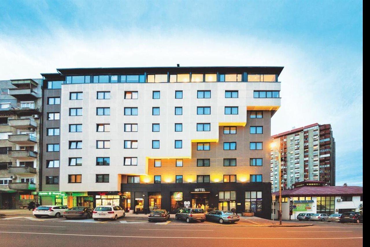 Radisson Red