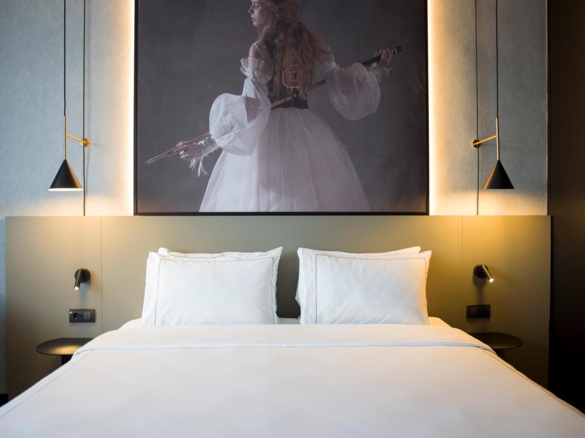 Hotel Radisson Red
