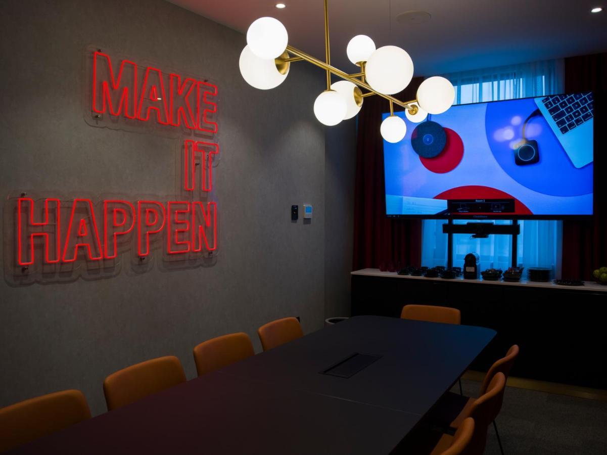 Radisson Red Hotel Belgrade
